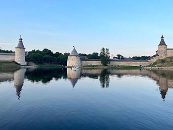 Обзорная экскурсия по городу Пскову